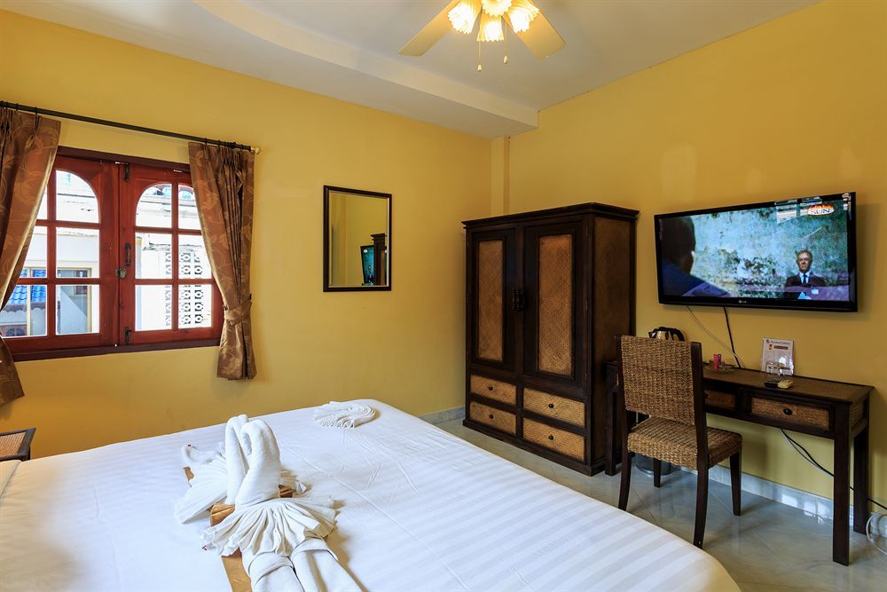 Eriksson Guesthouse Patong Exterior foto