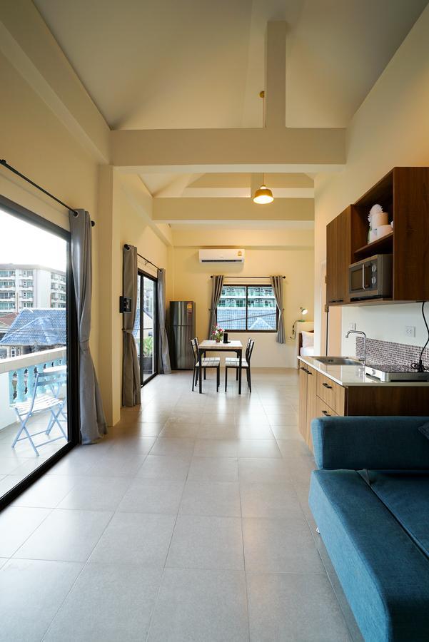 Eriksson Guesthouse Patong Cameră foto