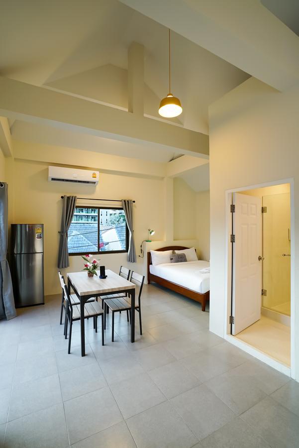 Eriksson Guesthouse Patong Cameră foto