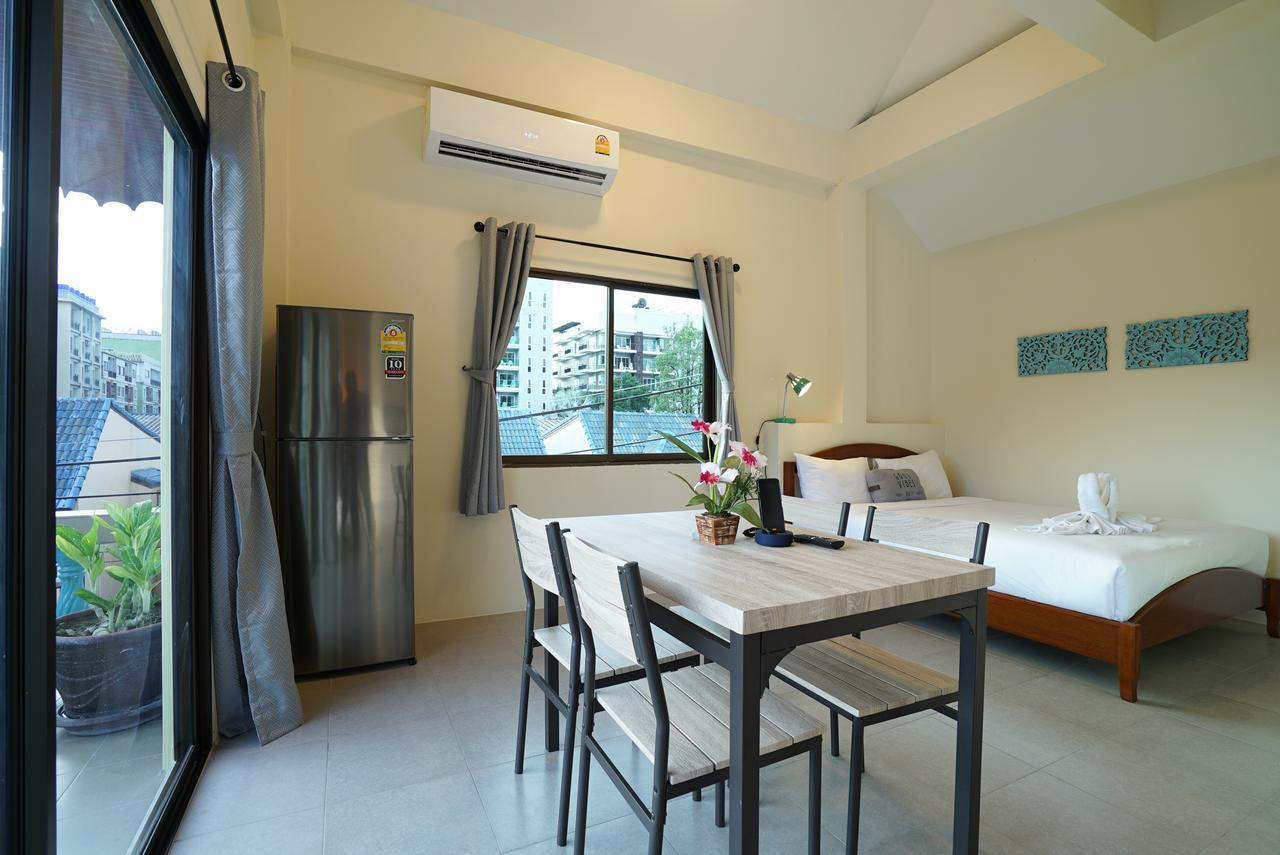 Eriksson Guesthouse Patong Cameră foto