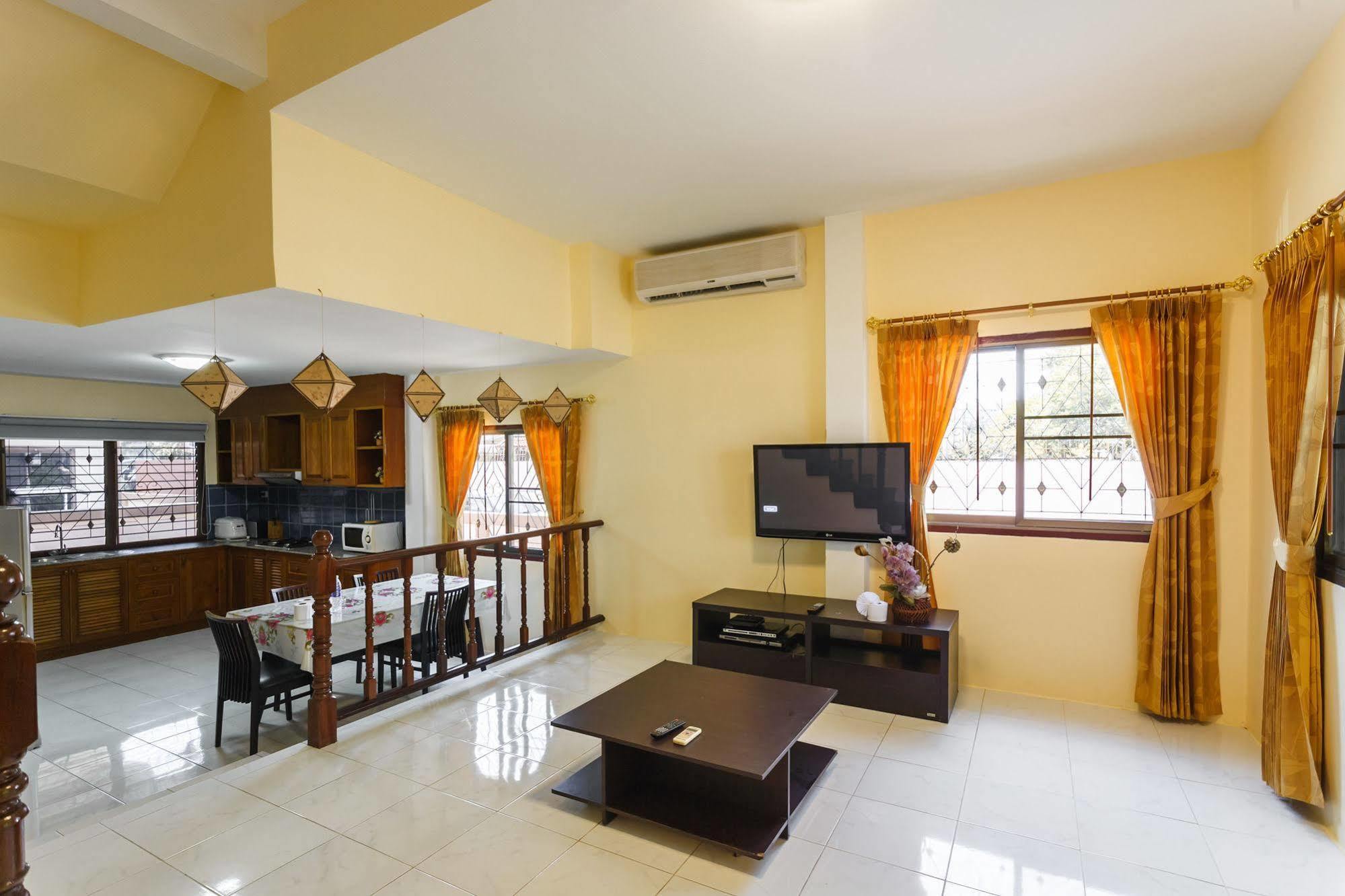 Eriksson Guesthouse Patong Exterior foto